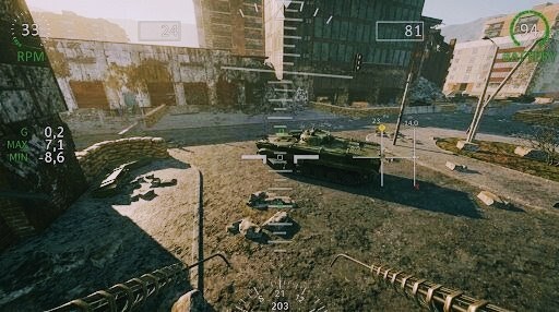 Vue FPV drone avec HUD — char en milieu urbain, moteur DRACO
